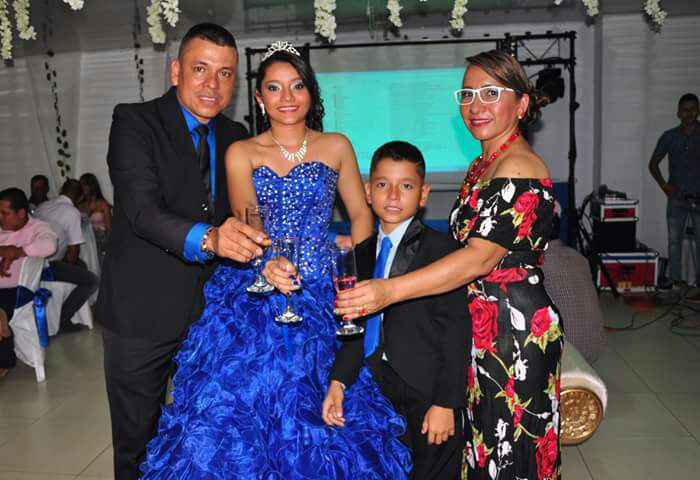 Julián Vargas, María Alejandra Vargas, Andrés Camilo Vargas, Alexandra Cedeño.